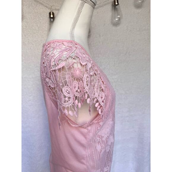 No Boundaries Pink Floral Lace Short Cap Sleeve Blouse Top - Picture 4 of 6